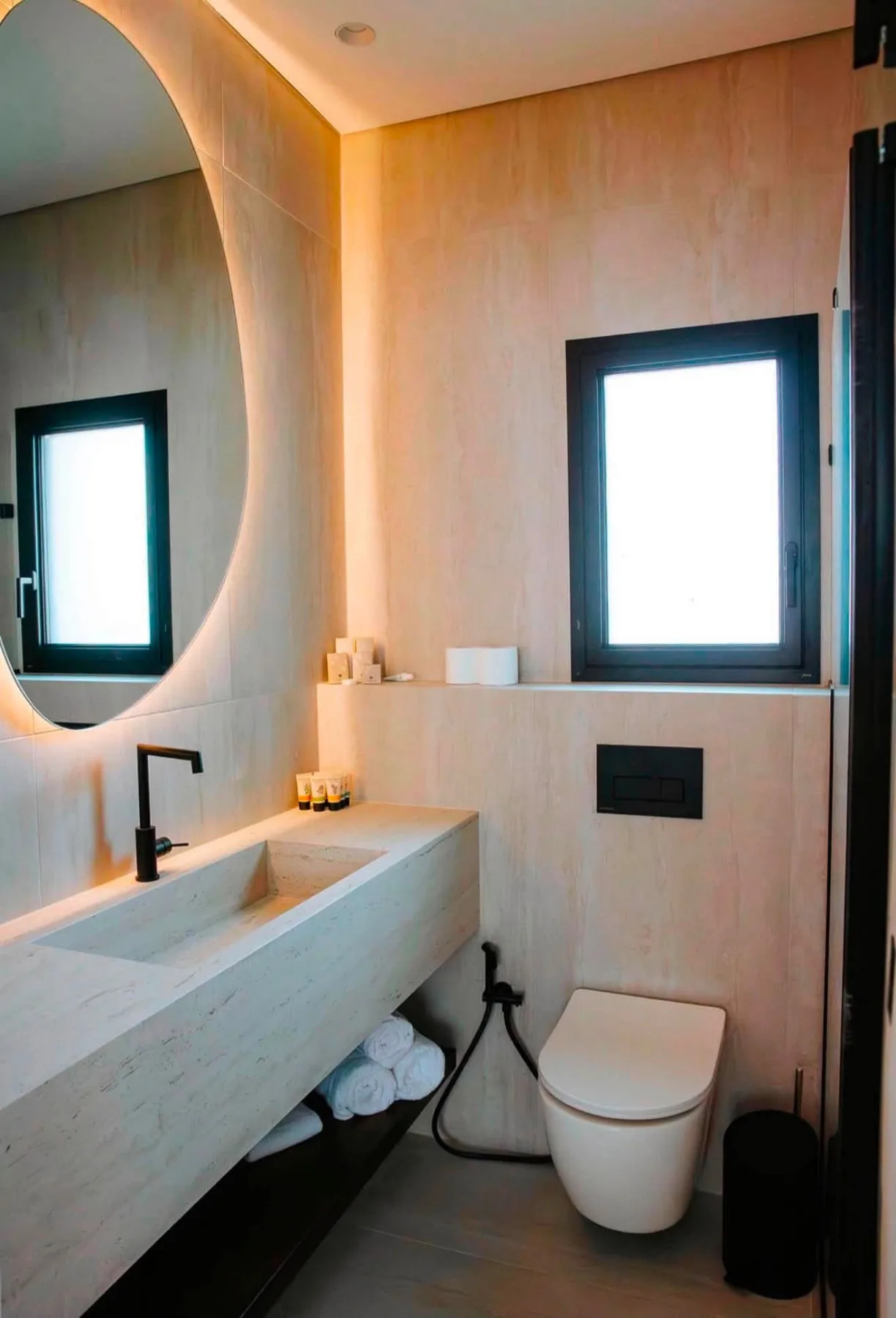 COCONUT SUITES