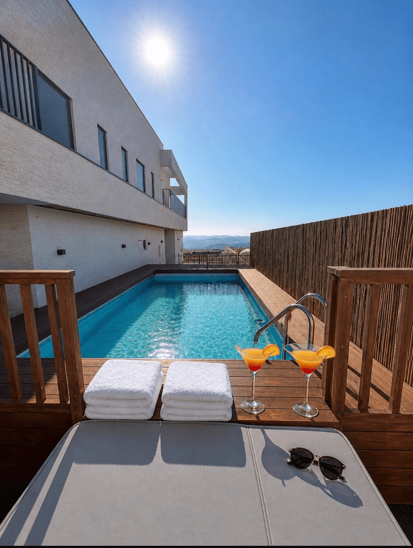 Coconut suites